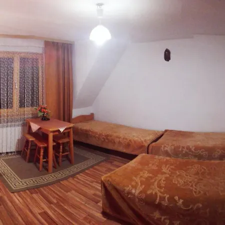 Ulitery Homestay *